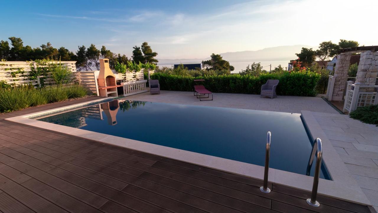 Sea Cats' Villas Sutivan Exteriör bild